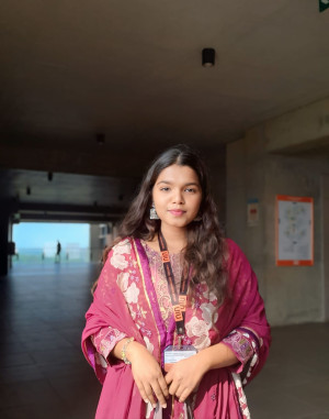 ফাতেমা তুজ নৌশি